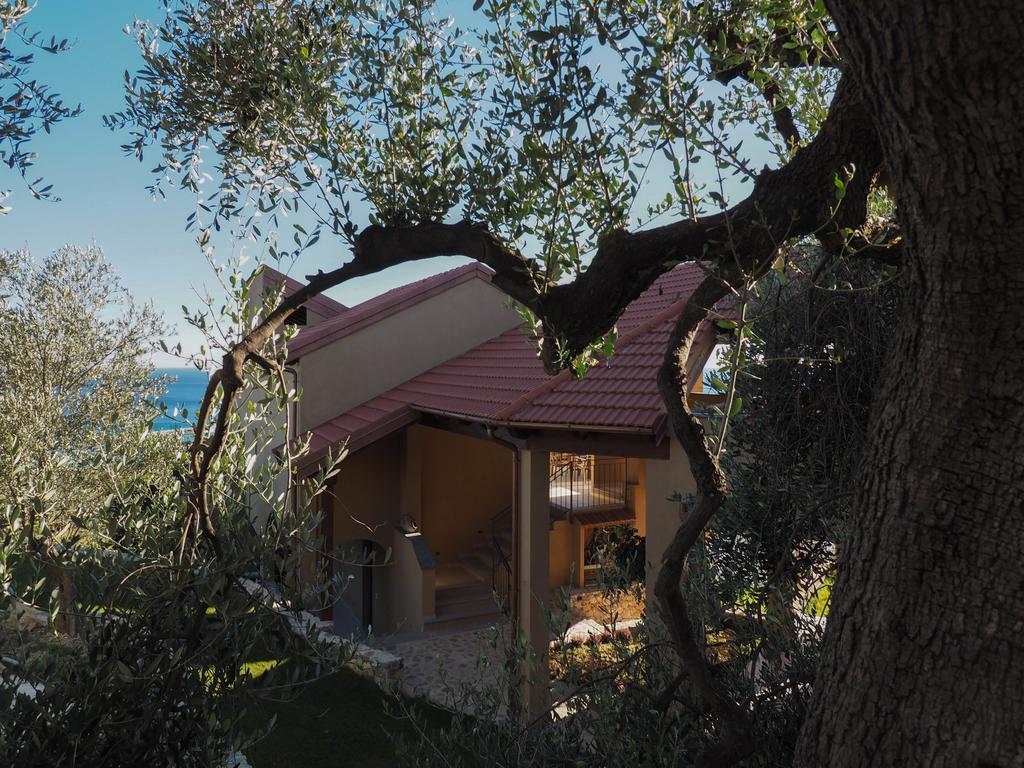 Agriturismo "I Castellari" ปิเอตราลิกูเร ภายนอก รูปภาพ