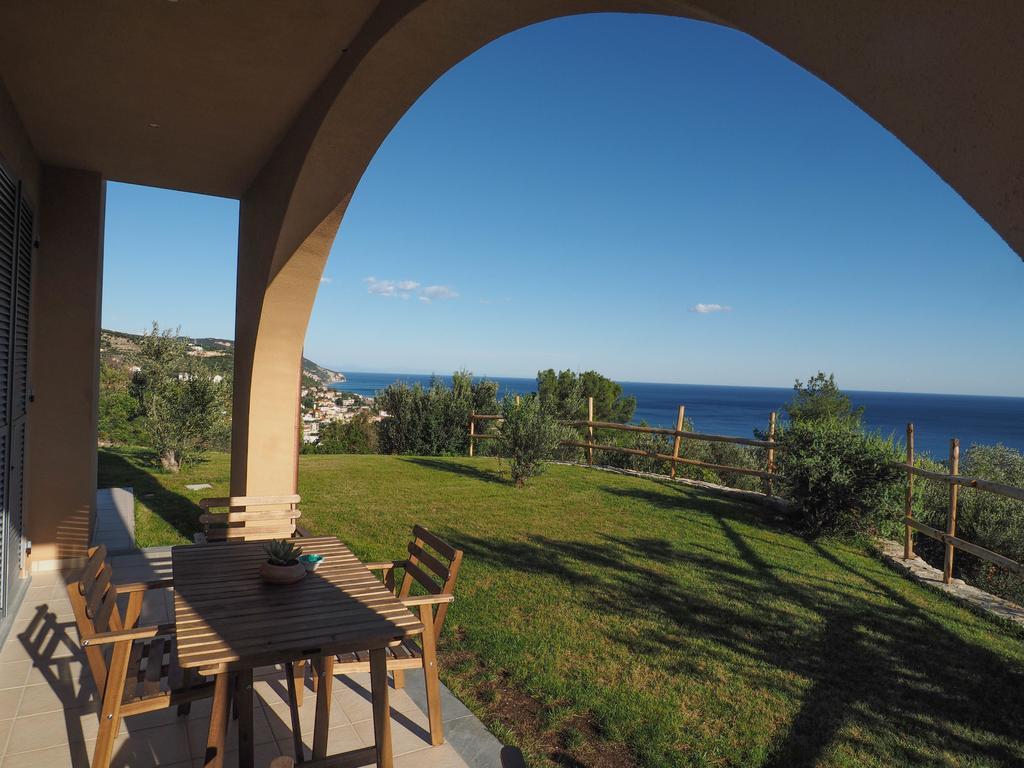 Agriturismo "I Castellari" ปิเอตราลิกูเร ห้อง รูปภาพ